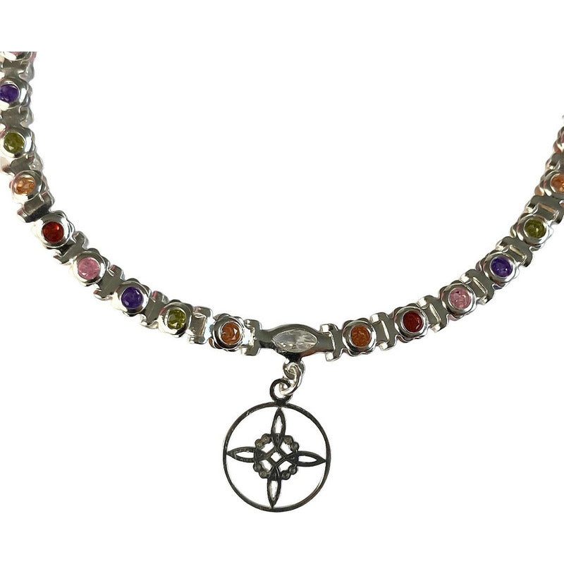 Pulsera Medalla Nudo De Bruja Con Zirconias En Plata Ley 925